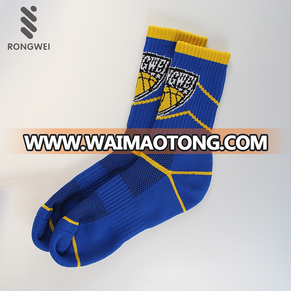 Knitted sports stockings man nylon basketball socks